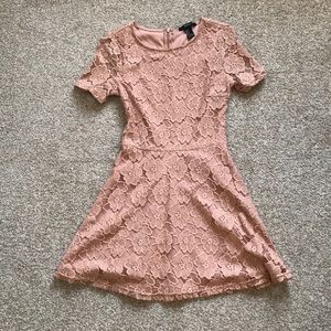 3/35✨ Forever 21 Dress